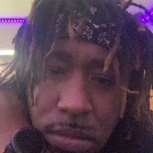 Meet your Posher, Larry